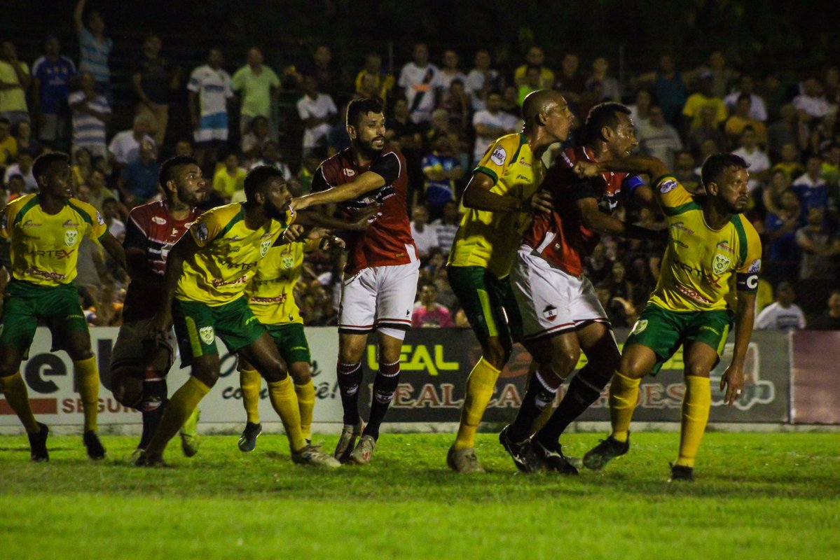 PIAUIENSE: Picos bate River de virada na partida de abertura