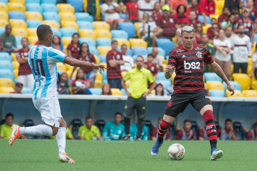 CARIOCA: Garotos do Flamengo dominam Macaé, mas não saem do 0 a 0