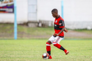 Paulistão: Lateral-esquerdo do Flamengo deve reforçar o RB Bragantino