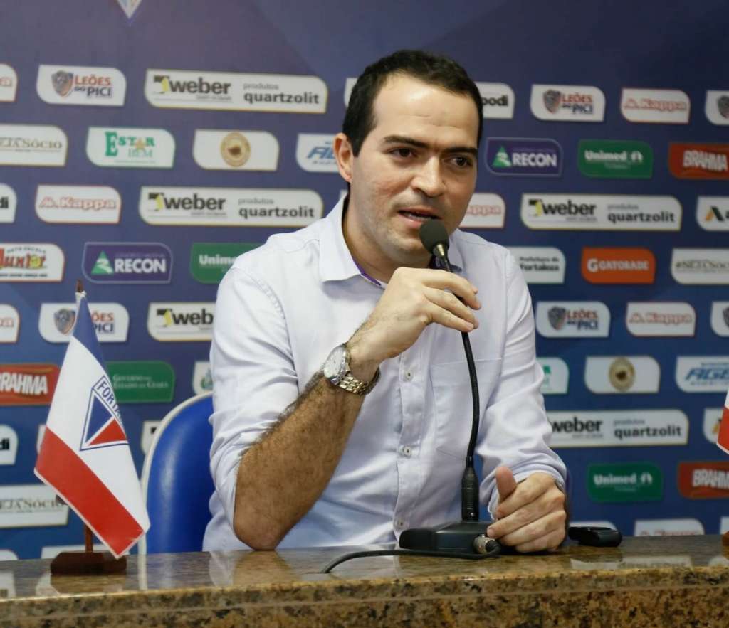 O presidente Marcelo Paz falou sobre a procura feita por Ivan Savvidis