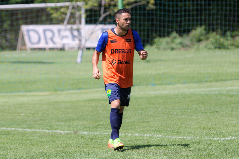 Mato-Grossense: Lenon celebra acolhida no Cuiabá e projeta 2020: ‘Muito motivado’