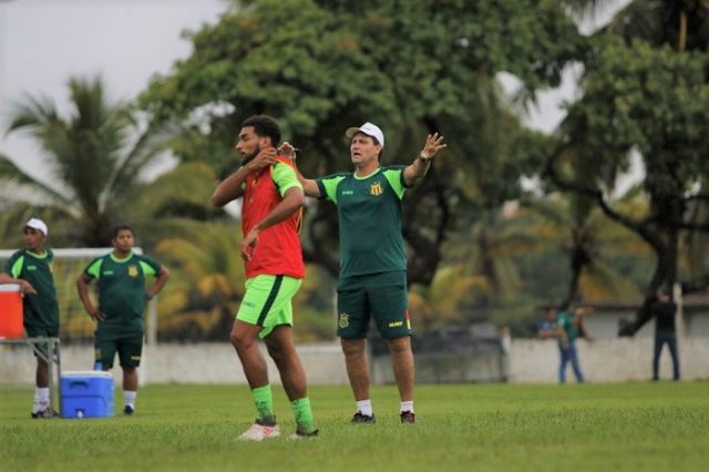 Maranhense: Em último amistoso, João Brigatti aprova comportamento do Sampaio Corrêa