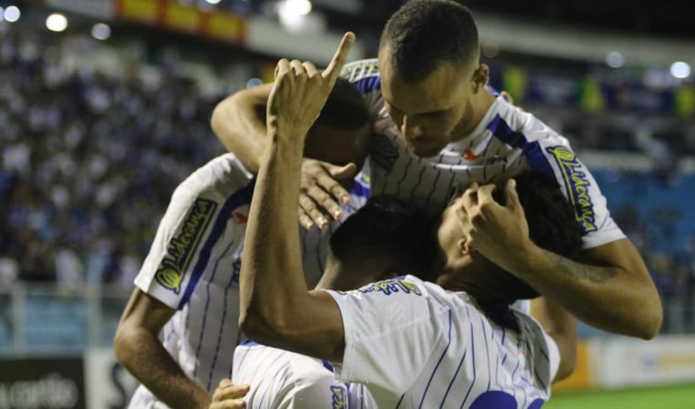 CATARINENSE: Atual campeão estreará contra rival da Série B nesta quarta-feira