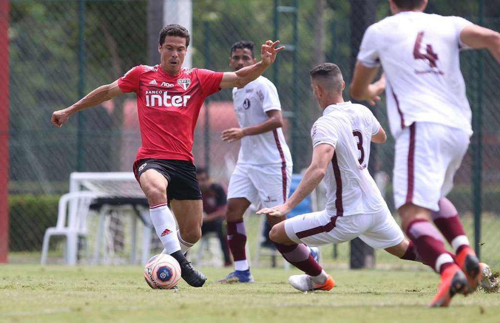 São Paulo esbarrou na retranca do Juventus em jogo-treino - Rubens Chiri / saopaulofc.net 