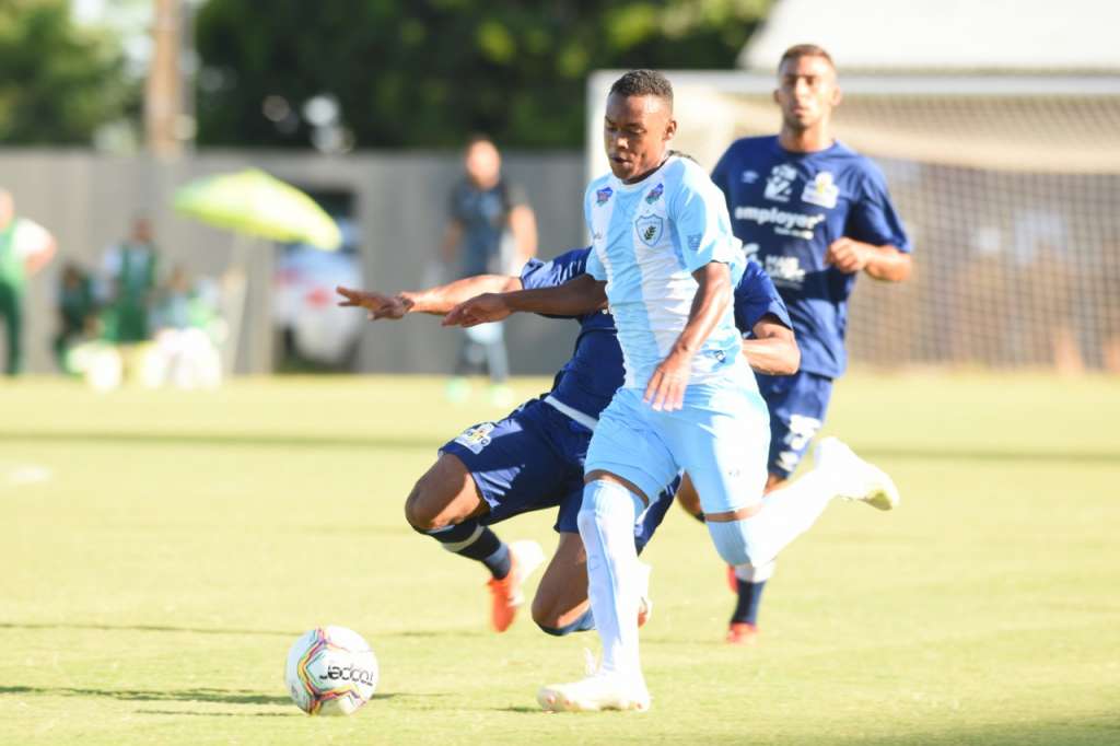 Igor Paixão foi decisivo na estreia do Londrina