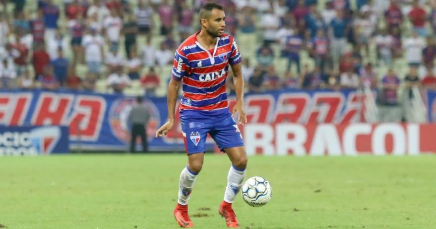 Paranaense: Operário acerta contratação de ex-lateral de Vasco e Cruzeiro