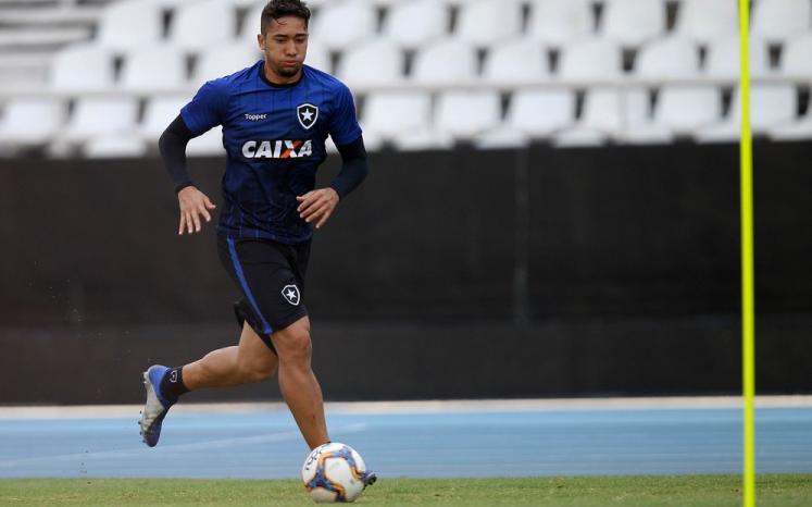 Corinthians fica perto de emprestar volante a clube da Série B do Brasileiro