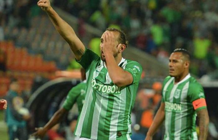 Clube gaúcho apresenta proposta por Barcos, ex-Grêmio e Palmeiras