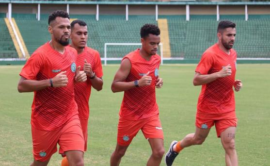 Paulistão: Volante espera grande jogo do Guarani diante do Santos no Brinco