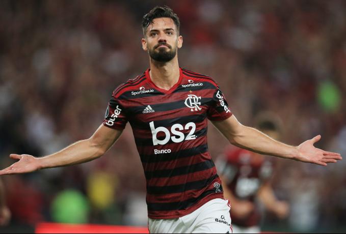 Flamengo perde Marí para time inglês e fica próximo de zagueiro de rival