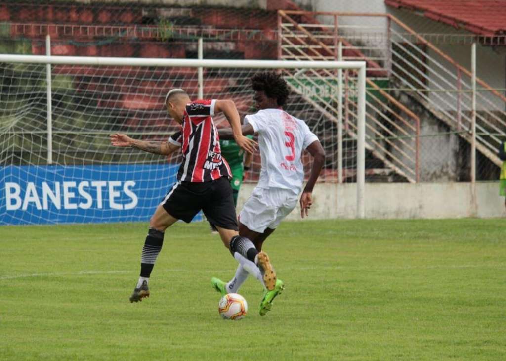 Real Noroeste e Serra ficaram no empate (Foto: Rafael Chaves/Serra)