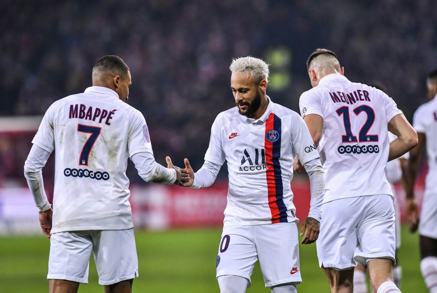 FRANCÊS: Neymar marca dois, homenageia Kobe Bryant e PSG vence mais uma