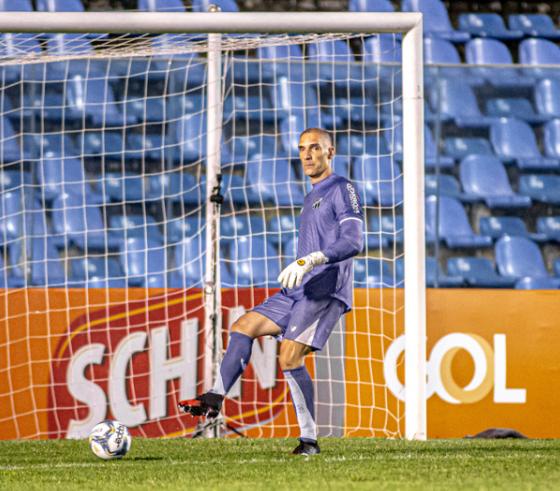 ‘Minha saída do Palmeiras foi estranha, não houve critério técnico’, diz Prass