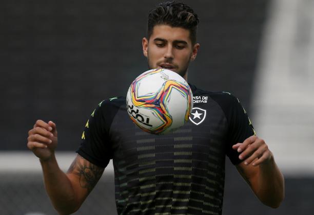 Carioca: Pedro Raul mira marcas expressivas: ‘No Botafogo, dez gols é pouco’