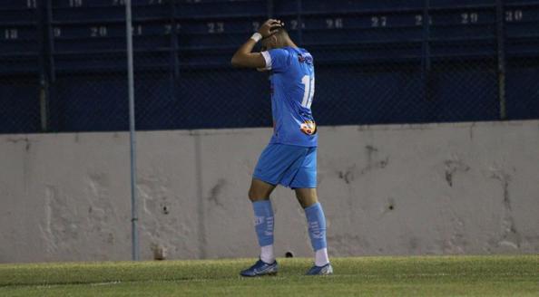 Paulista A3: Volante lamenta erro que custou derrota do Marília contra o Linense