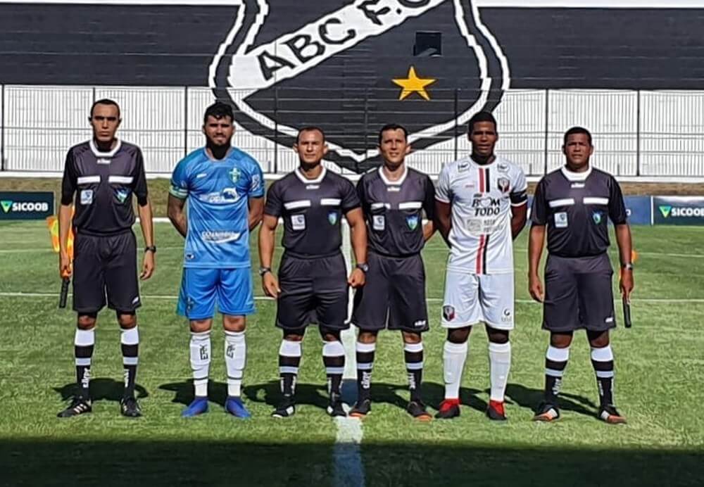 POTIGUAR: Mesmo com um a menos, Palmeira surpreende Santa Cruz e vence a primeira