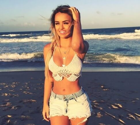 Integrante do BBB revela que se relacionou com ex-Flamengo e Corinthians