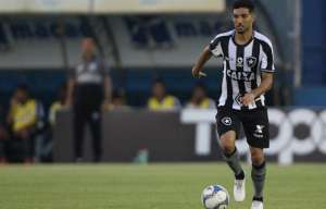 Paulistão: Botafogo vai atrás ex-volante do xará carioca que está no México