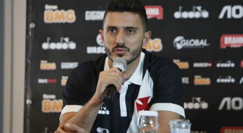 Catarinense: Após 12 anos, Figueirense poderá fechar com ex-meia de Flu e Vasco