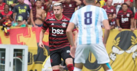 Carioca: Em ‘teste final’, jovens do Flamengo desafiam campanha 100% do Fluminense