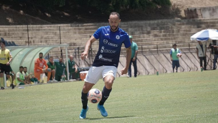 Paulista A2: Diego Tavares vê início ‘a mil por hora’ e quer embalar com São Bento