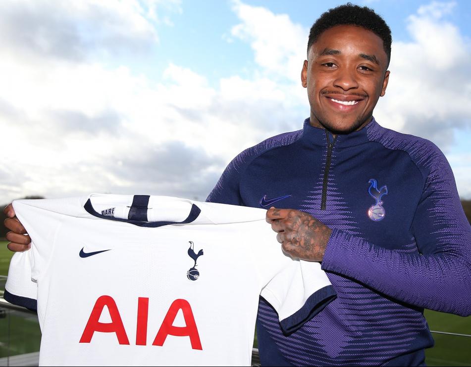 Inglês: Tottenham anuncia atacante holandês e amplia mudanças no elenco com Mourinho