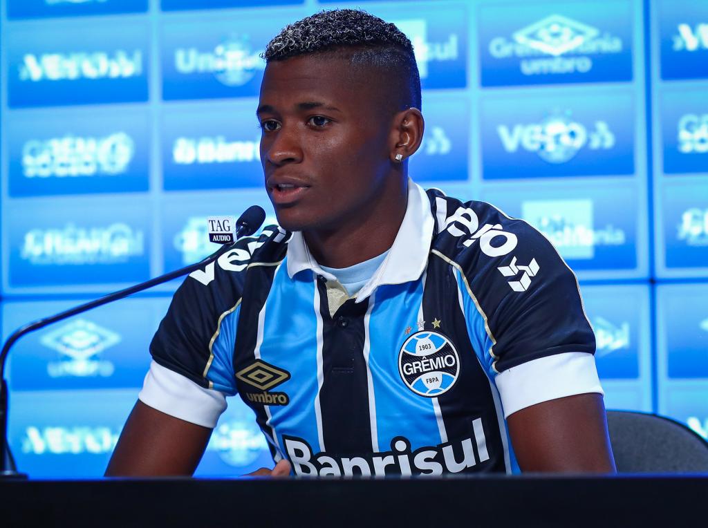 Gaúcho: Lateral diz que elegeu Grêmio por time sempre lutar por títulos: ‘Muy contento’