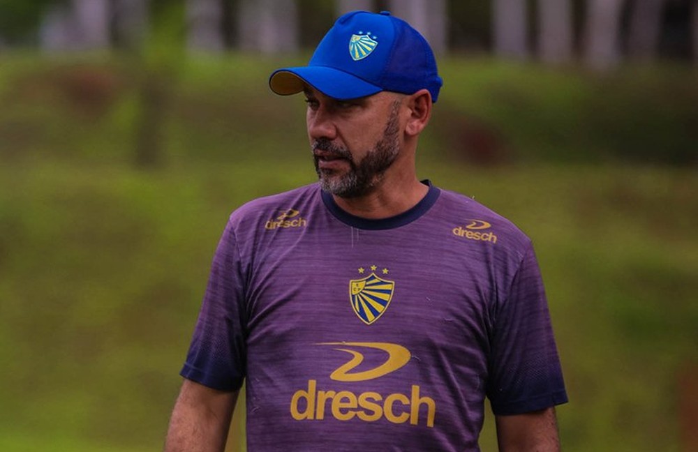 Noite terrível: Pelotas entra no Z2, perde técnico e torcida sofre grave acidente