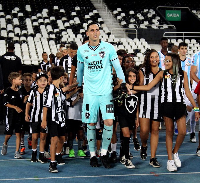 Carioca: Botafogo usa força máxima para permanecer vivo na Taça Guanabara