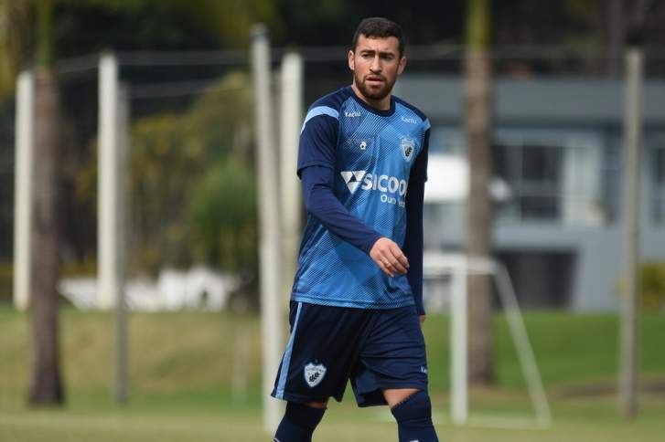 Catarinense: Chapecoense acerta com ex-volante do Botafogo e ex-atacante do Londrina