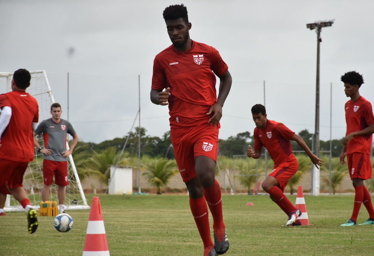 Paulista A3: Barretos acerta com zagueiro do CRB, que já deve estrear no domingo
