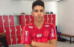 Red Bull contrata sobrevivente da tragédia do Ninho dispensado pelo Flamengo
