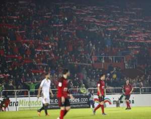 Copa do Rei: Com dois gols de brasileiro, pequeno Mirandés elimina o Sevilla