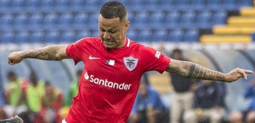 Paranaense: Coritiba acerta com lateral que estava no exterior há cinco anos