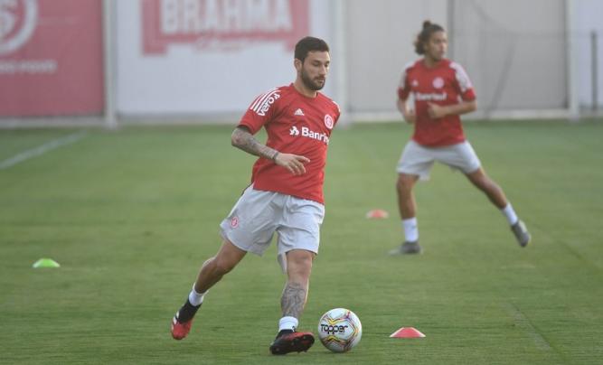Gaúcho: Boschilia é relacionado e pode estrear pelo Inter neste sábado