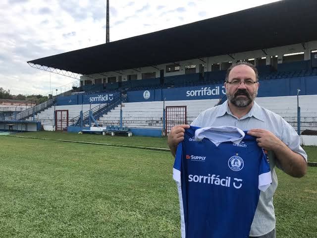 Gaúcho: Após três derrotas seguidas, Aimoré demite técnico ex-seleção brasileira