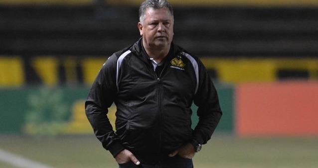 Lateral é liberado pelo DM do Criciúma após deixar gramado de ambulância