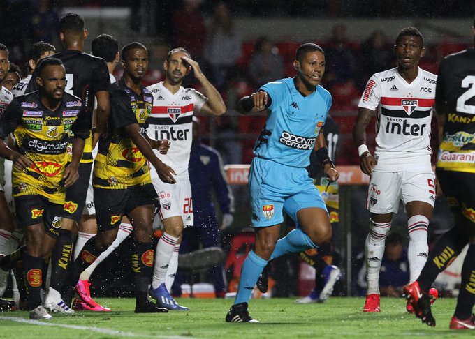 São Paulo tem 2 gols anulados e só empata com o Novorizontino em casa