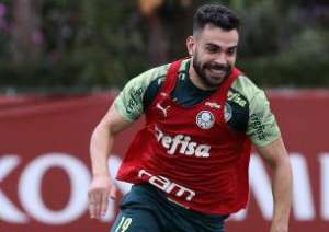 Paulistão: Recuperado de contusão, Bruno Henrique volta aos treinos no Palmeiras