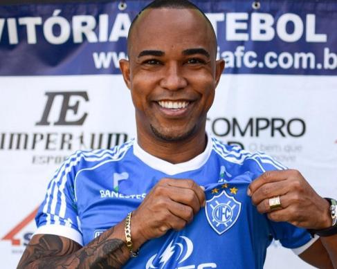 Copa do Brasil: Atacante do Vitória-ES mostra confiança e mira confronto com o CSA