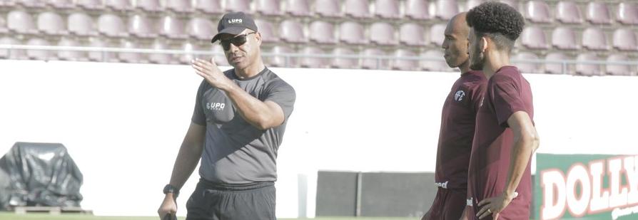 Sérgio Soares comemora semana livre na Ferroviária após goleada pelo Paulistão