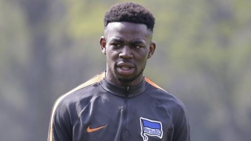 Schalke apura suposto caso de racismo contra jogador rival na Copa da Alemanha