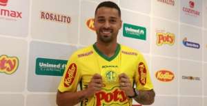 Mirassol apresenta ex-atacante de Inter e Athletico que estava no exterior