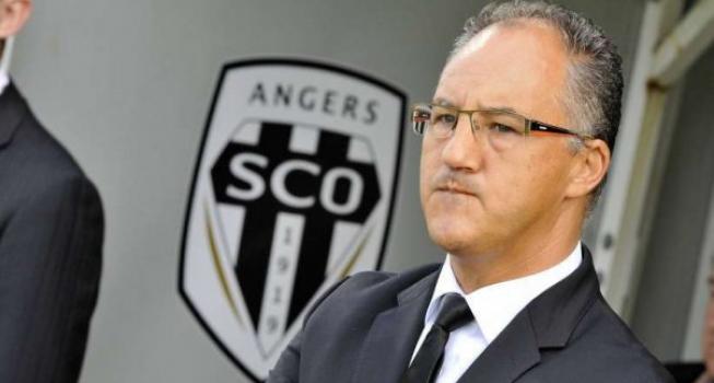 Francês: Presidente de clube francês é acusado de abuso sexual por funcionária