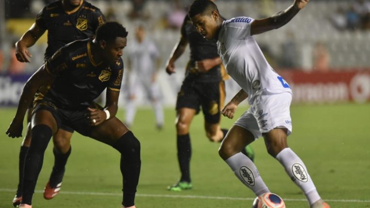 Volante celebra vitória, mas já pede Inter de Limeira focada no Corinthians