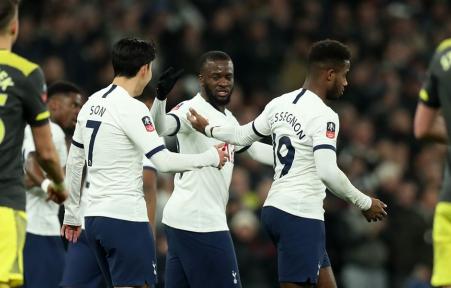COPA DA INGLATERRA: Tottenham derrota Southampton no final e está nas oitavas