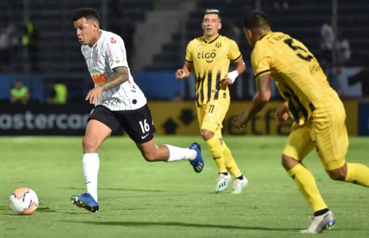 Se não furou retranca lá, vai furar aqui, Corinthians?