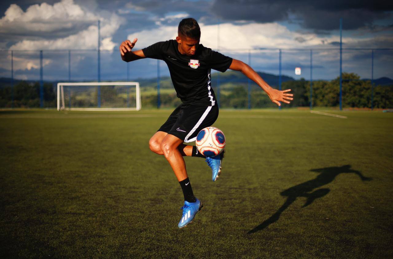 Paulistão: Red Bull Bragantino oficializa lateral do Cruzeiro como reforço