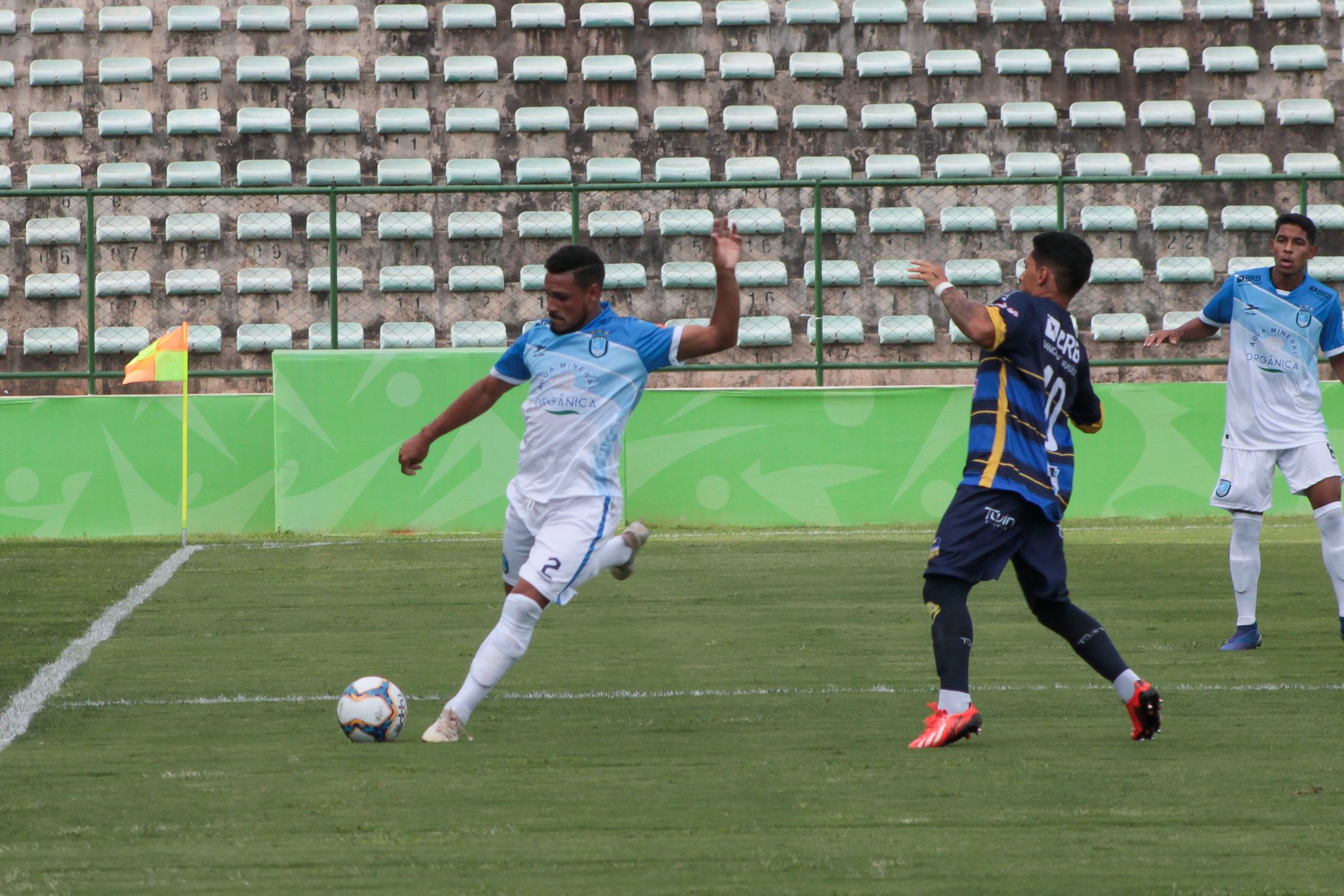 CANDANGÃO: Formosa vence duelo direto contra o Capital e segue no G8