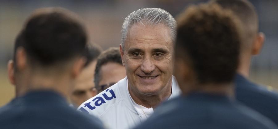 Comissão técnica da seleção revela que observará 26 jogos antes de convocação